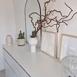 Ein Haus Fuer Sich * Lübeck